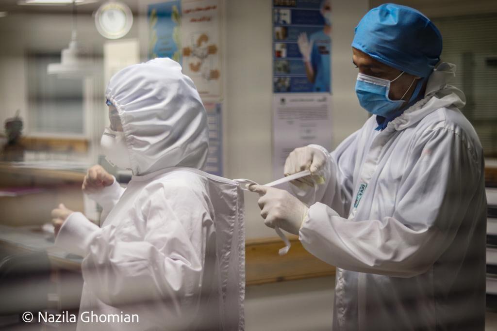 پرستار ایرانی در مسابقه جهانی عکس مراقبت از بیمار کرونا اول شد