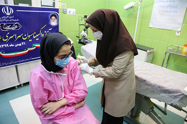 لزوم واکسیناسیون سریع کادر درمان لزوم واکسیناسیون سریع کادر درمان