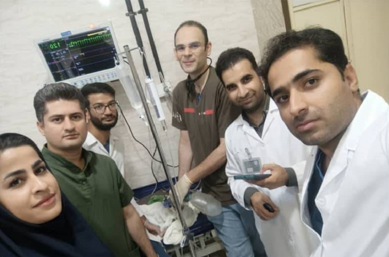 نجات نوزاد با اقدام به موقع تیم پزشکی و پرستاری بیمارستان ایرانشهر