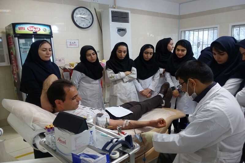 اما و اگرهای وزارت بهداشت برای لغو مجوز آموزش پرستاری در مراکز غیر انتفاعی